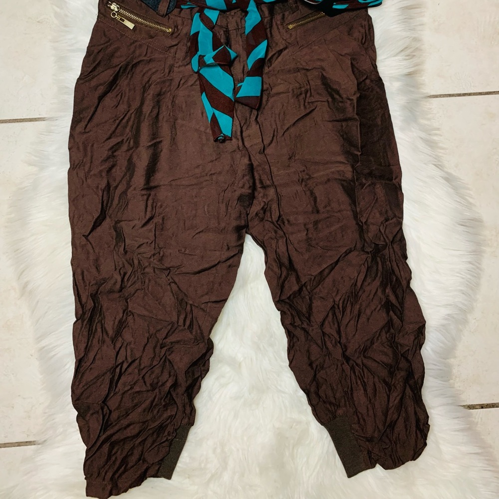 Joggers - Picture 2 of 4